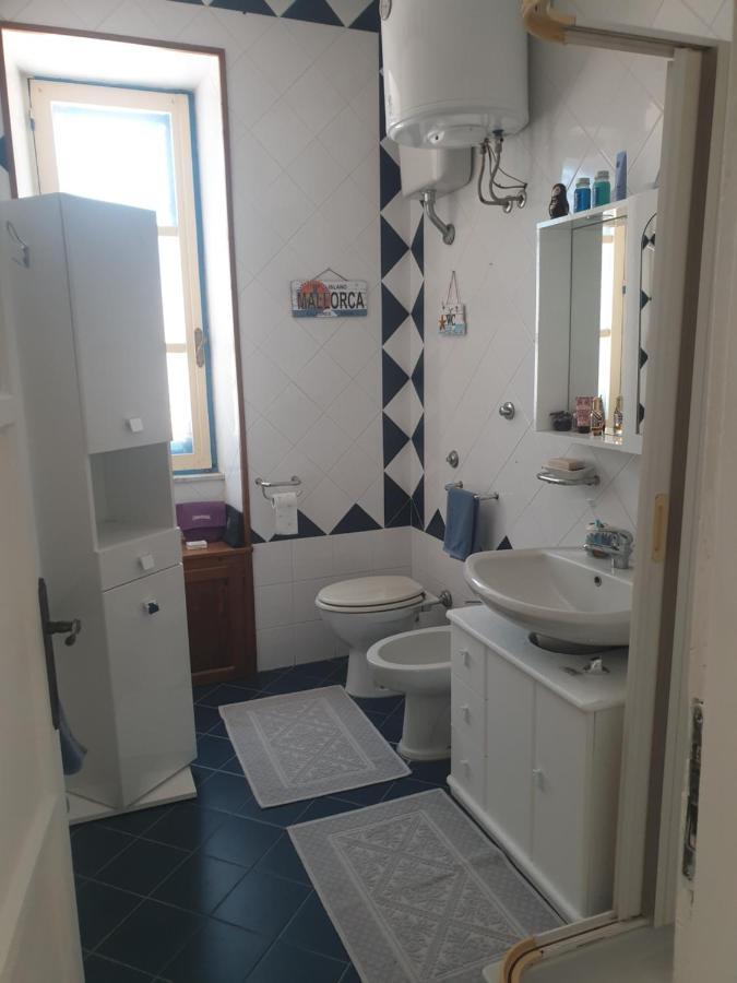 Appartamento In Centro Vista Mare SantʼAntìoco Exterior foto